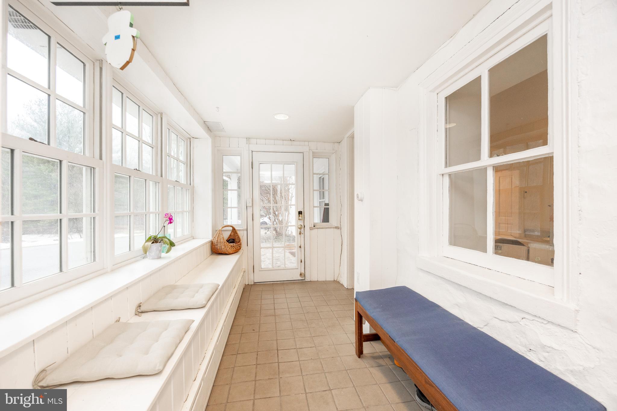 580 Reeds Road Downingtown, PA 19335 - Photo 15 of 82 a spacious bathroom with a tub and shower