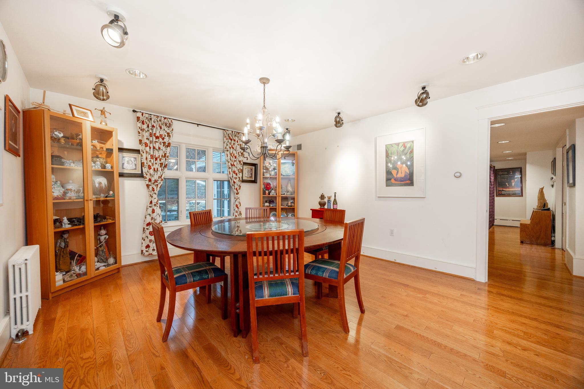 580 Reeds Road Downingtown, PA 19335 - Photo 44 of 82 a view of a dining room with furniture and wooden floor