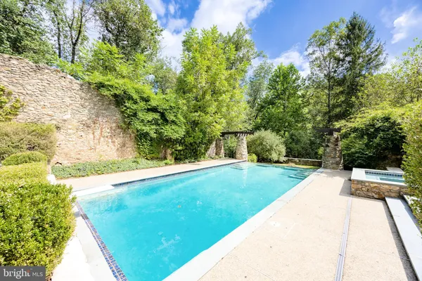 $1,700,000 | 580 Reeds Road, Downingtown, PA 19335