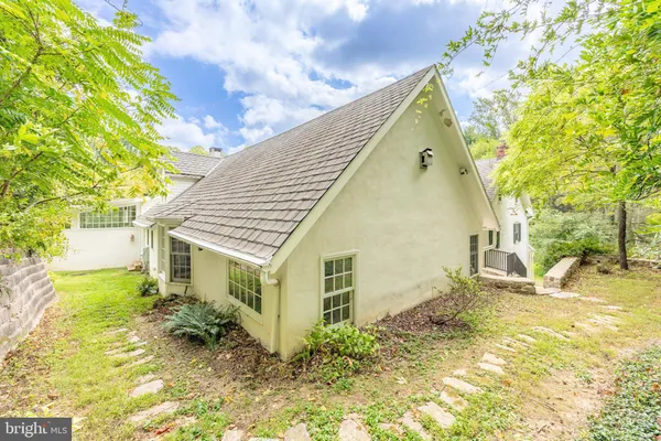 $1,700,000 | 580 Reeds Road, Downingtown, PA 19335