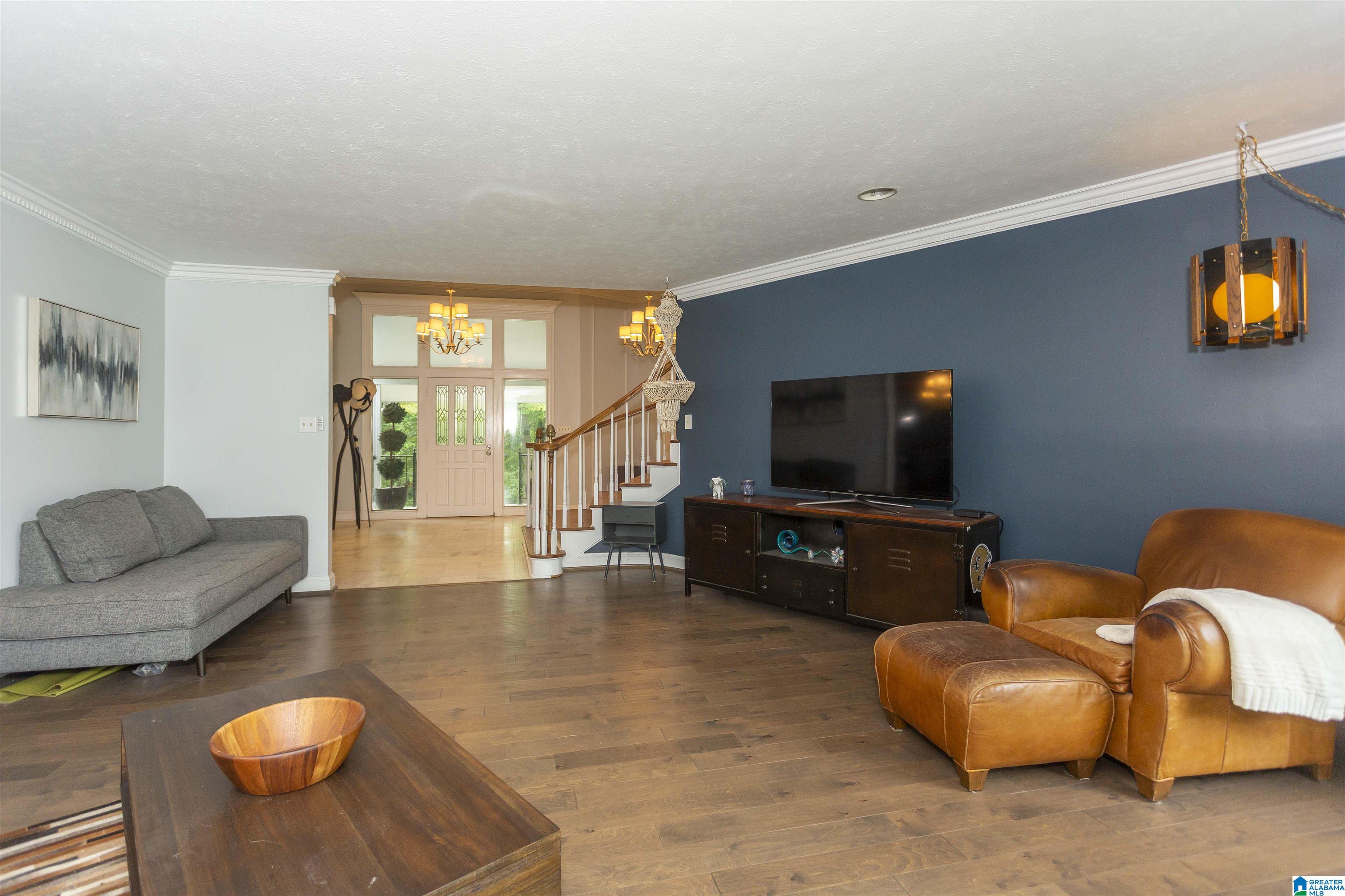 465 Lakewood Road Rainbow City, AL 35906 - Photo 5 of 43