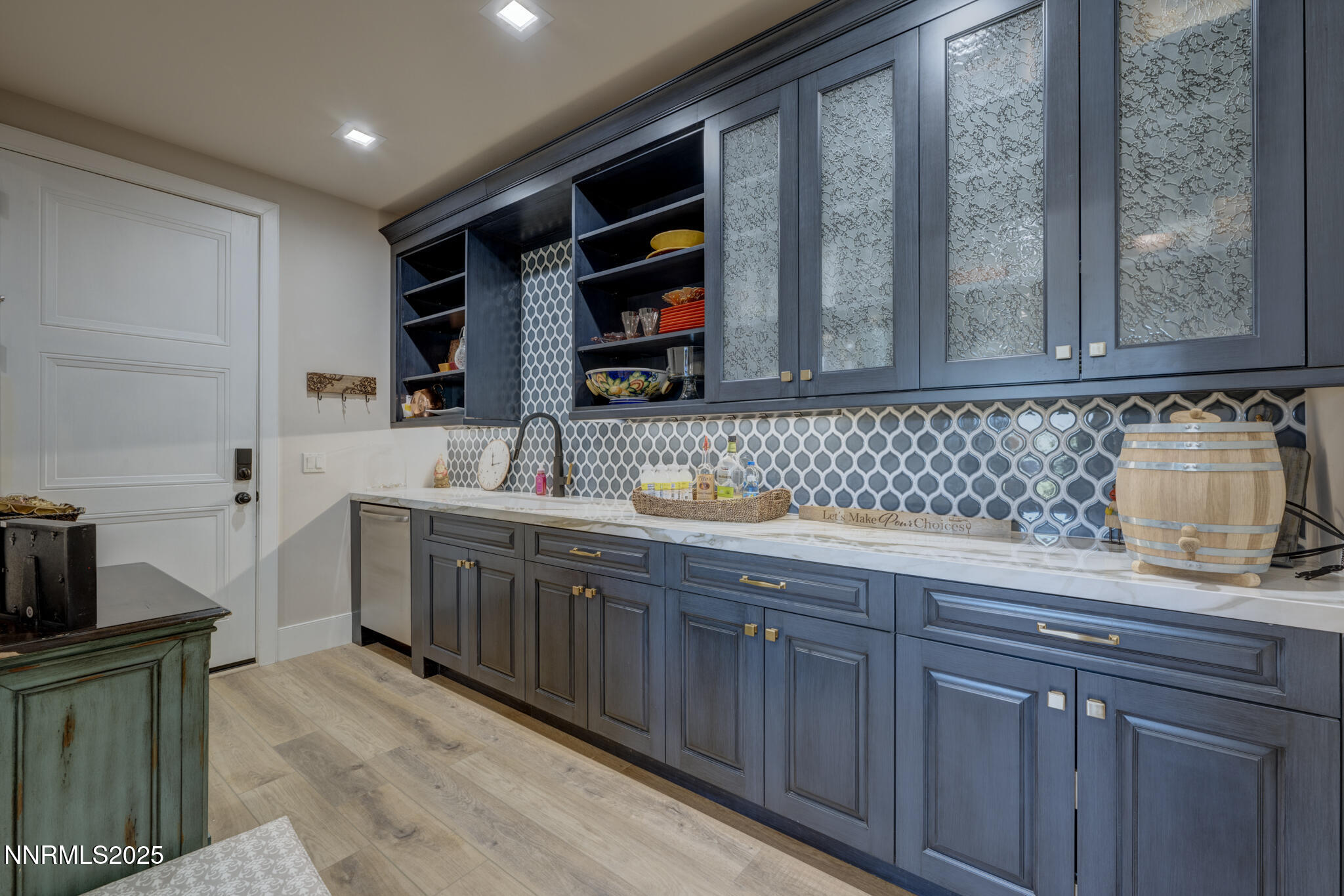 Undisclosed Address Reno, NV 89508 - Photo 21 of 52 11150Carlsbad_40