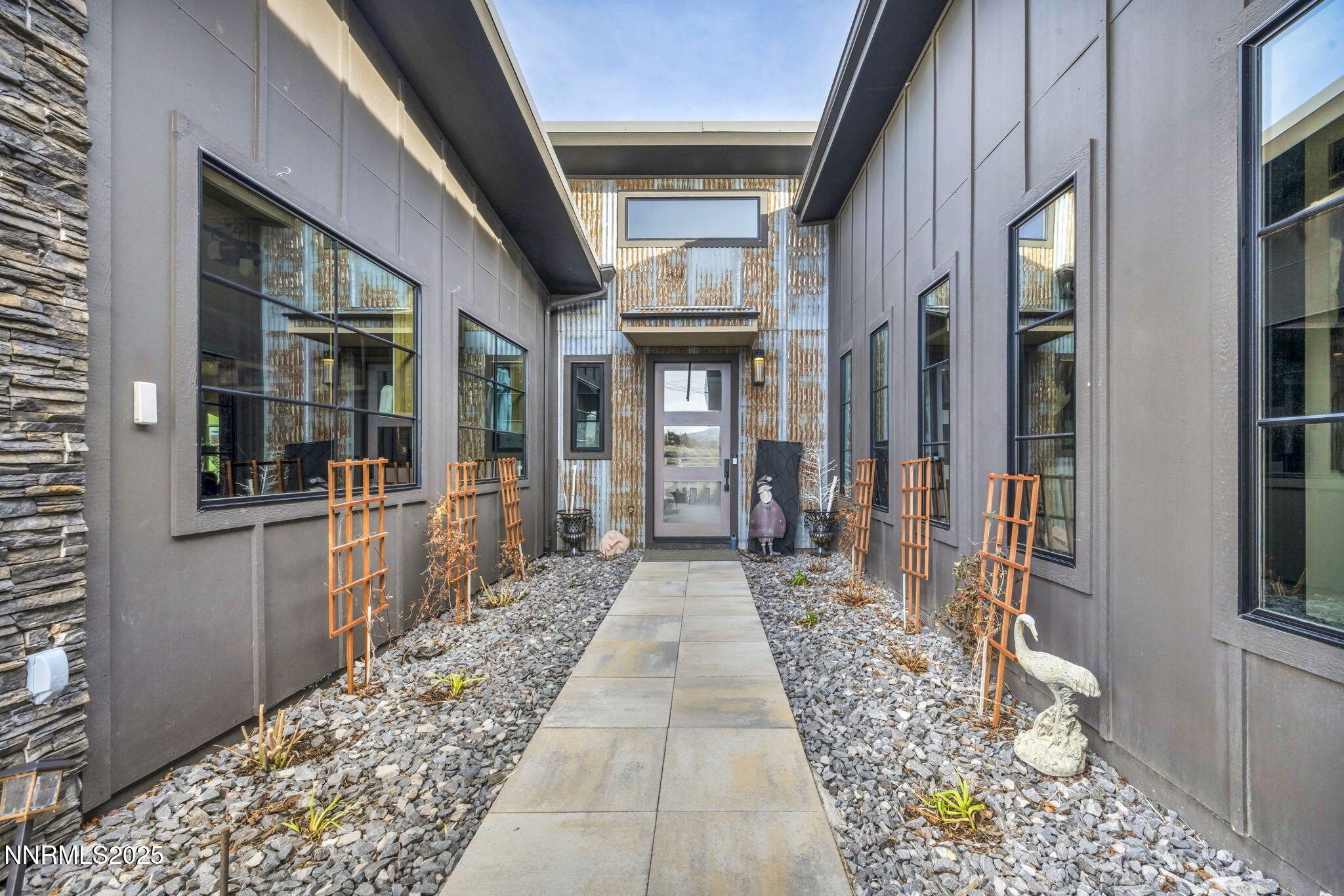 11150 Carlsbad Road Reno, NV 89508 - Photo 4 of 52 55-web-or-mls-11150-carlsbad-rd