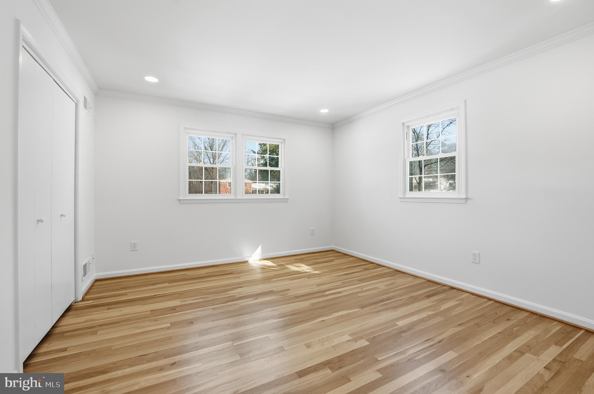 6802 Sydenstricker Road Springfield, VA 22153 - Photo 30 of 50