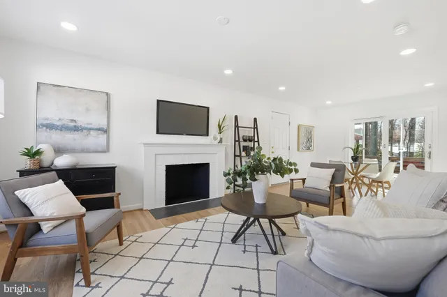 $849,900 | 6802 Sydenstricker Road, Springfield, VA 22153