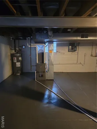 $1,200 | 18 Lee Avenue, Ferguson, MO 63135