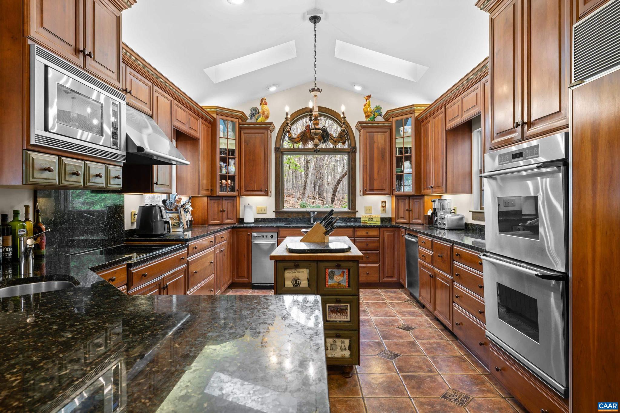 665 Newport Road Steeles Tavern, VA 24476 - Photo 8 of 72