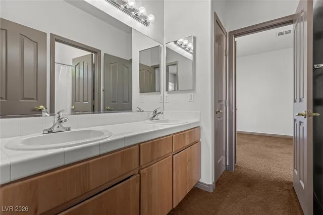 $4,195 | 8009 Clock Tower Court, Las Vegas, NV 89117