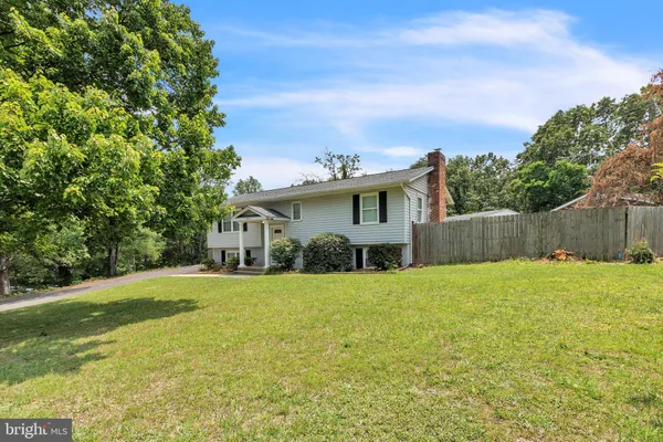 $3,100 | 311 Oakridge Drive, Stafford, VA 22556