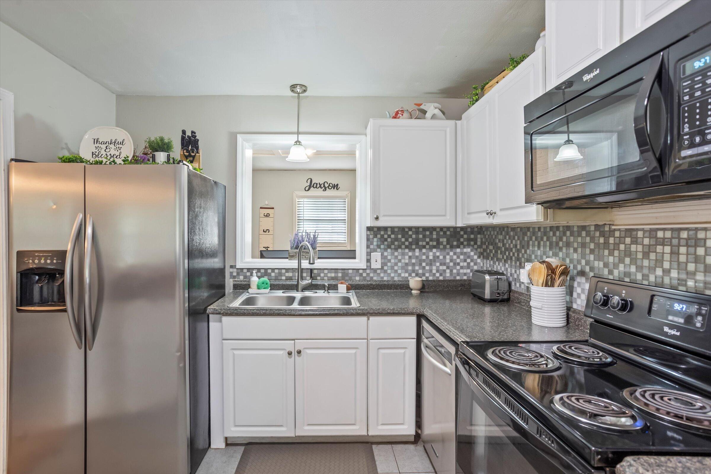 1926 Robin Road North Augusta, SC 29841 - Photo 12 of 30 Gallery Image 12