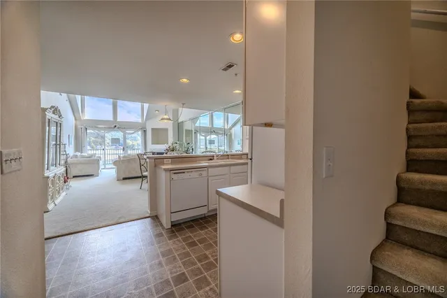 $320,000 | 316 Cedar Heights Drive, Unit 4C, Camdenton, MO 65020