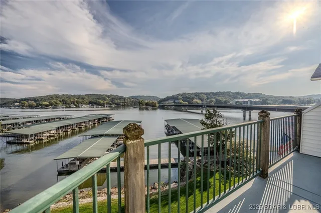 $320,000 | 316 Cedar Heights Drive, Unit 4C, Camdenton, MO 65020