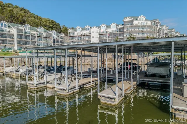 $320,000 | 316 Cedar Heights Drive, Unit 4C, Camdenton, MO 65020