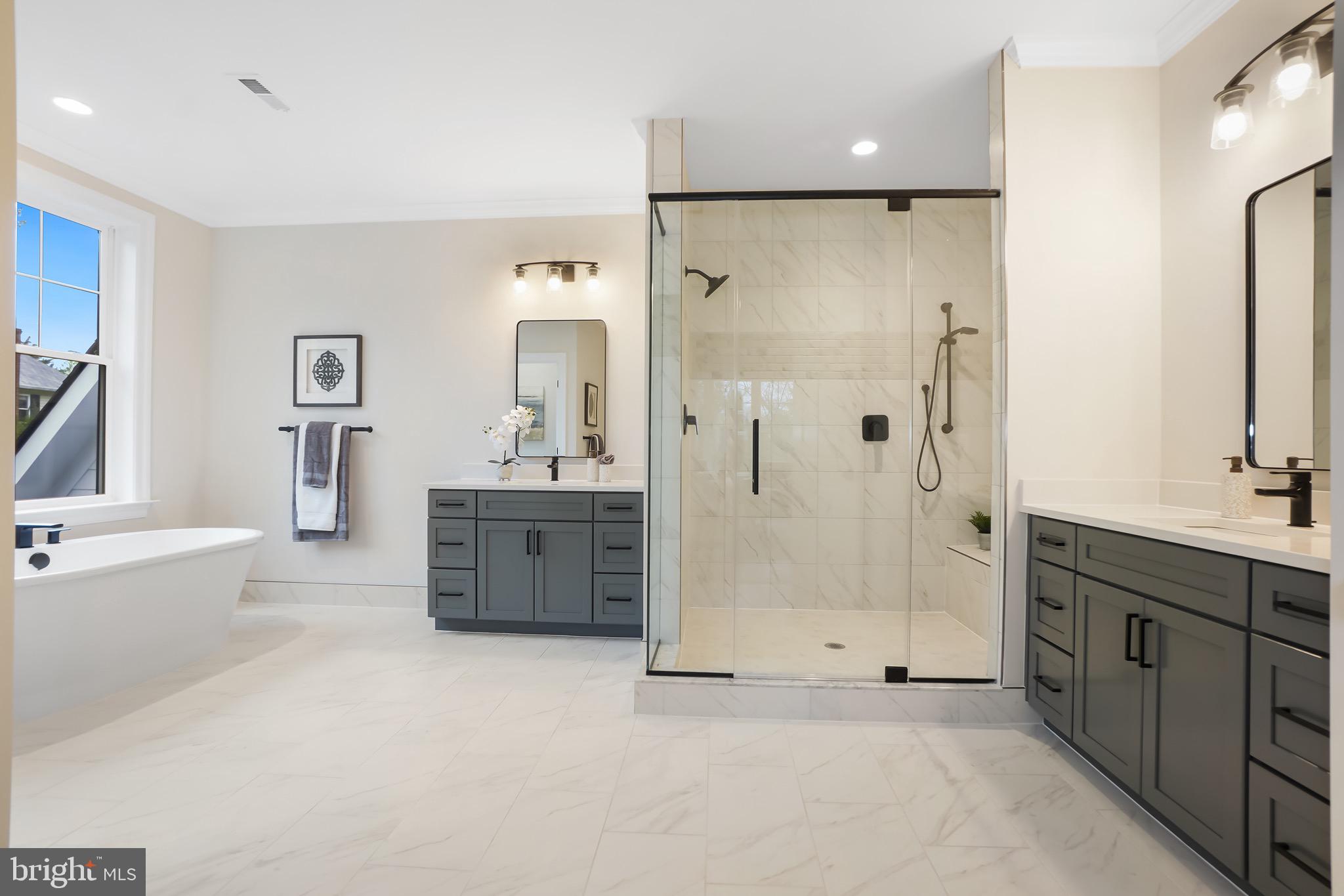 14430 Jones Lane Gaithersburg, MD 20878 - Photo 16 of 19 Owner's Bath