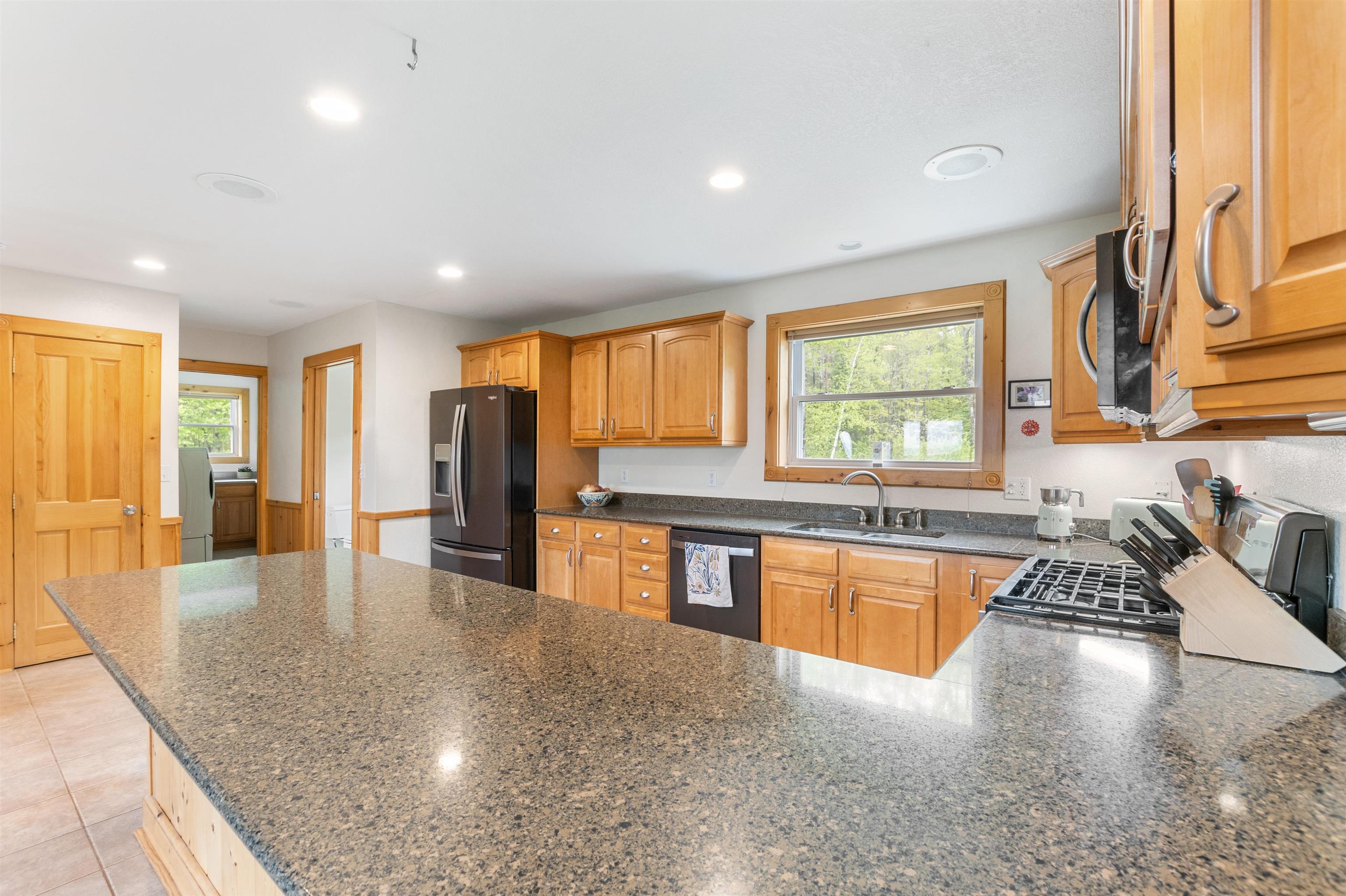 174 Sky View Road Stratford, NH 03590 - Photo 18 of 60 Gallery Image 18
