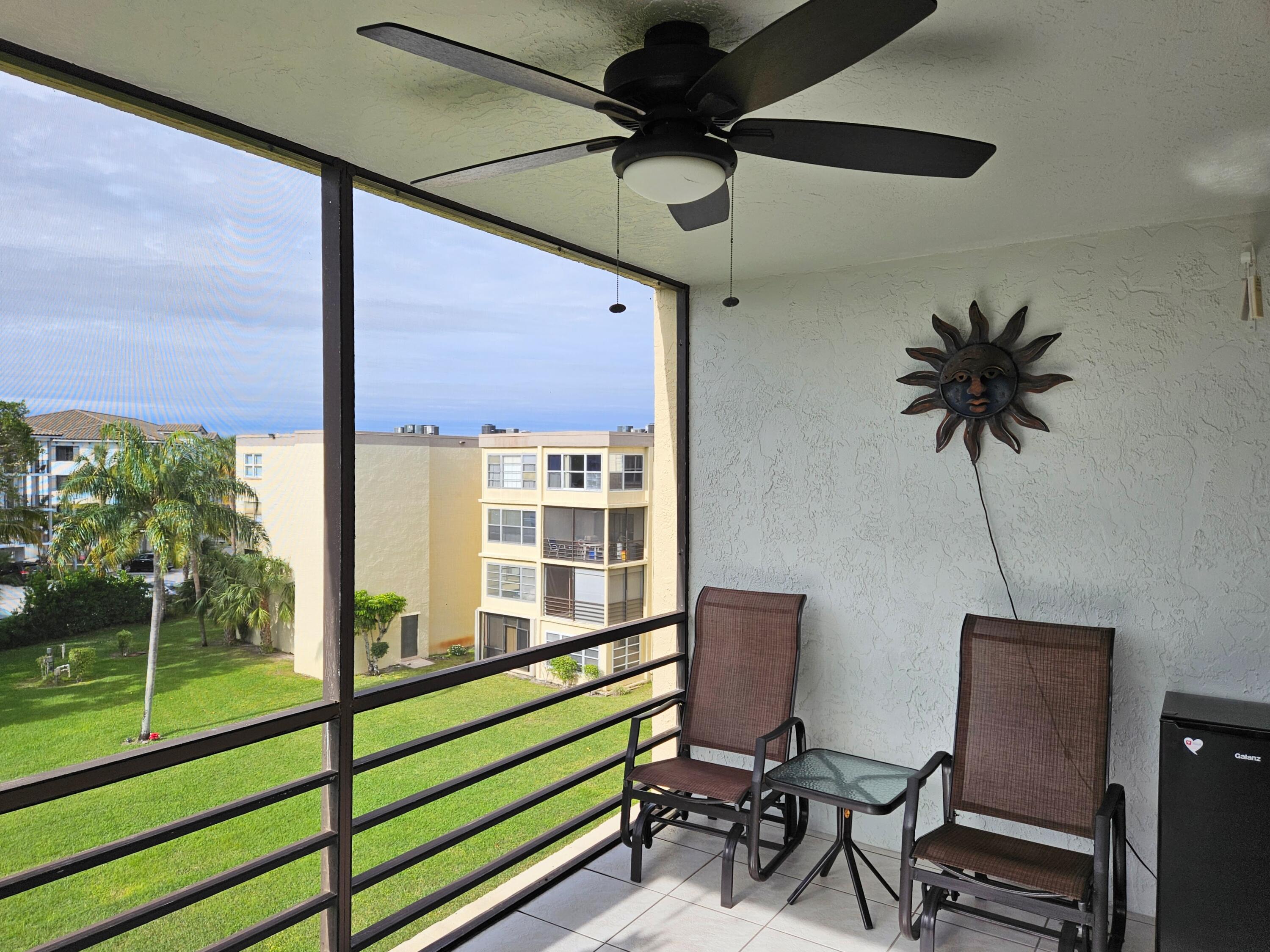 9355 Southwest 8th Street, Unit 403 Boca Raton, FL 33428 - Photo 31 of 41 20250111_142110
