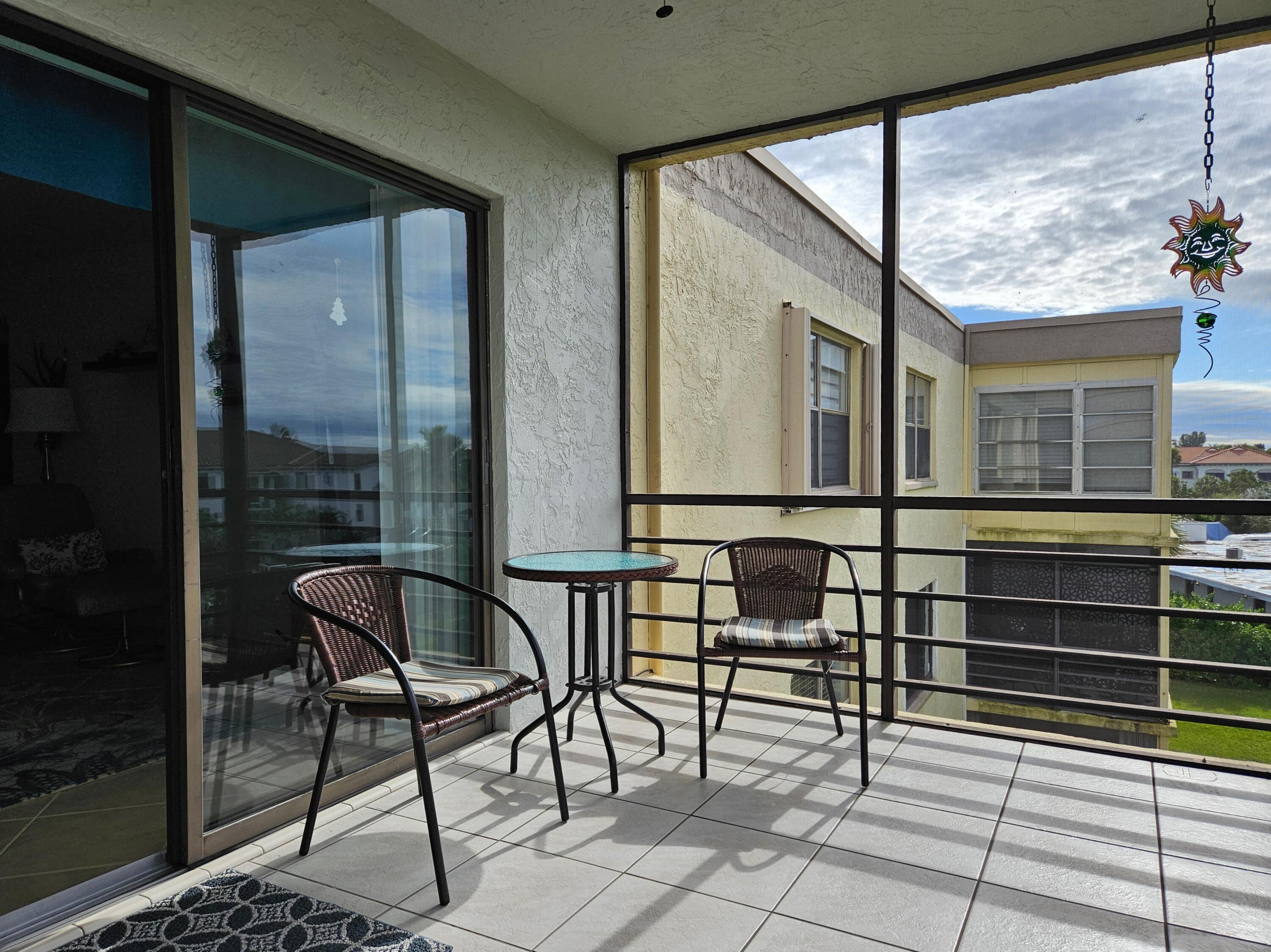 9355 Southwest 8th Street, Unit 403 Boca Raton, FL 33428 - Photo 32 of 41 20250111_142132