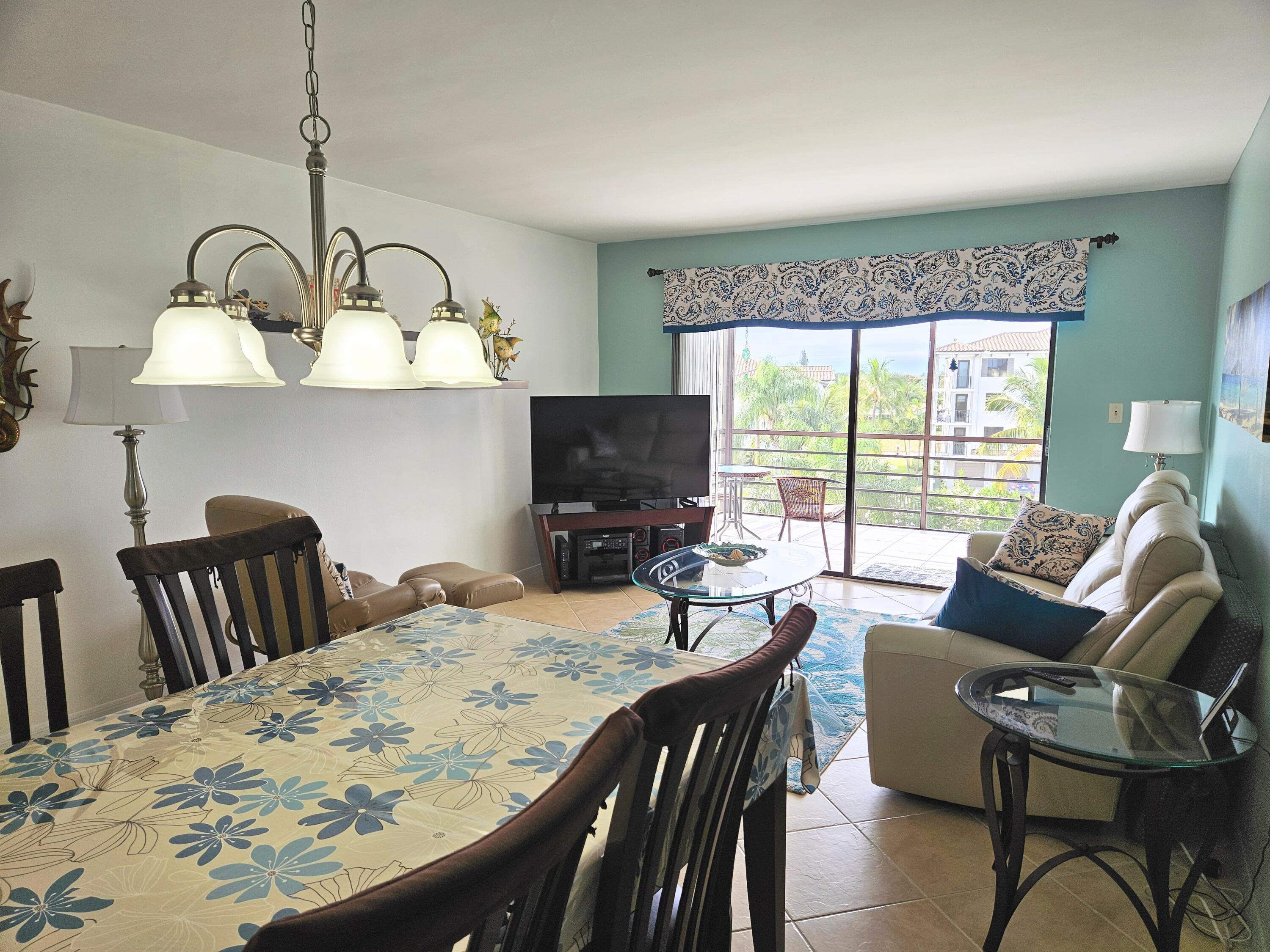 9355 Southwest 8th Street, Unit 403 Boca Raton, FL 33428 - Photo 8 of 41 20250111_141940