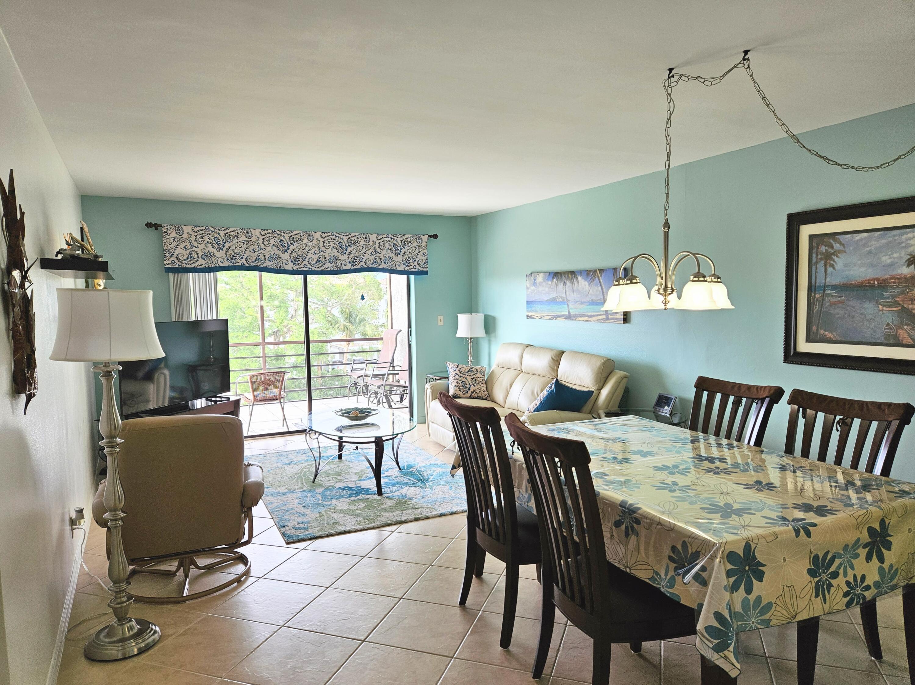 9355 Southwest 8th Street, Unit 403 Boca Raton, FL 33428 - Photo 9 of 41 20250111_141924