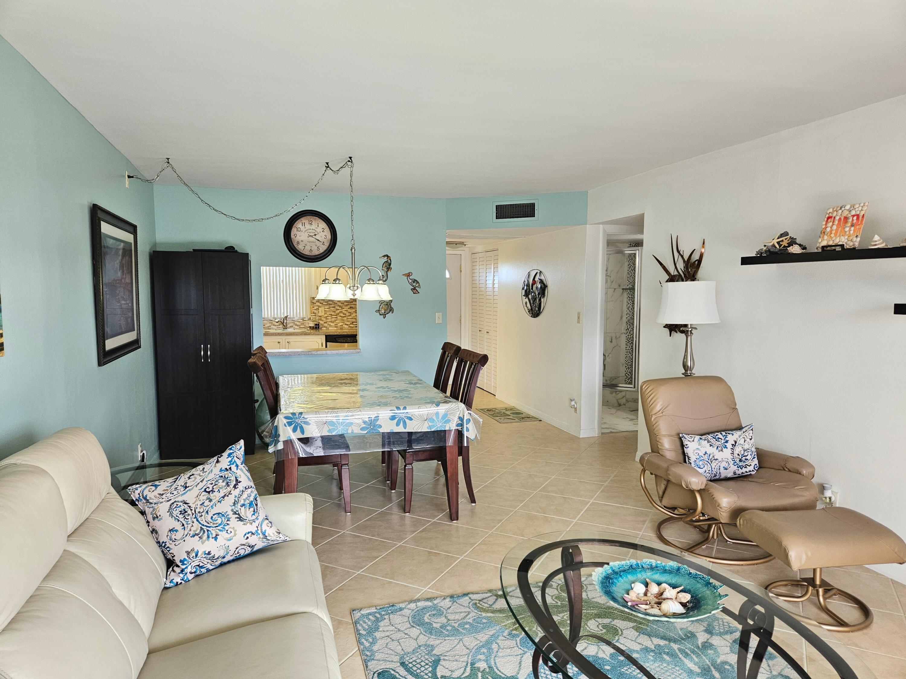 9355 Southwest 8th Street, Unit 403 Boca Raton, FL 33428 - Photo 10 of 41 20250111_141955