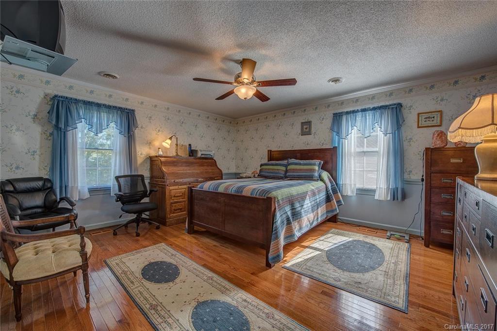 375 Eaker Road Bessemer City, NC 28016 - Photo 12 of 24 Gallery Image 12