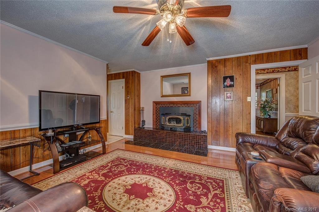 375 Eaker Road Bessemer City, NC 28016 - Photo 8 of 24 Gallery Image 8