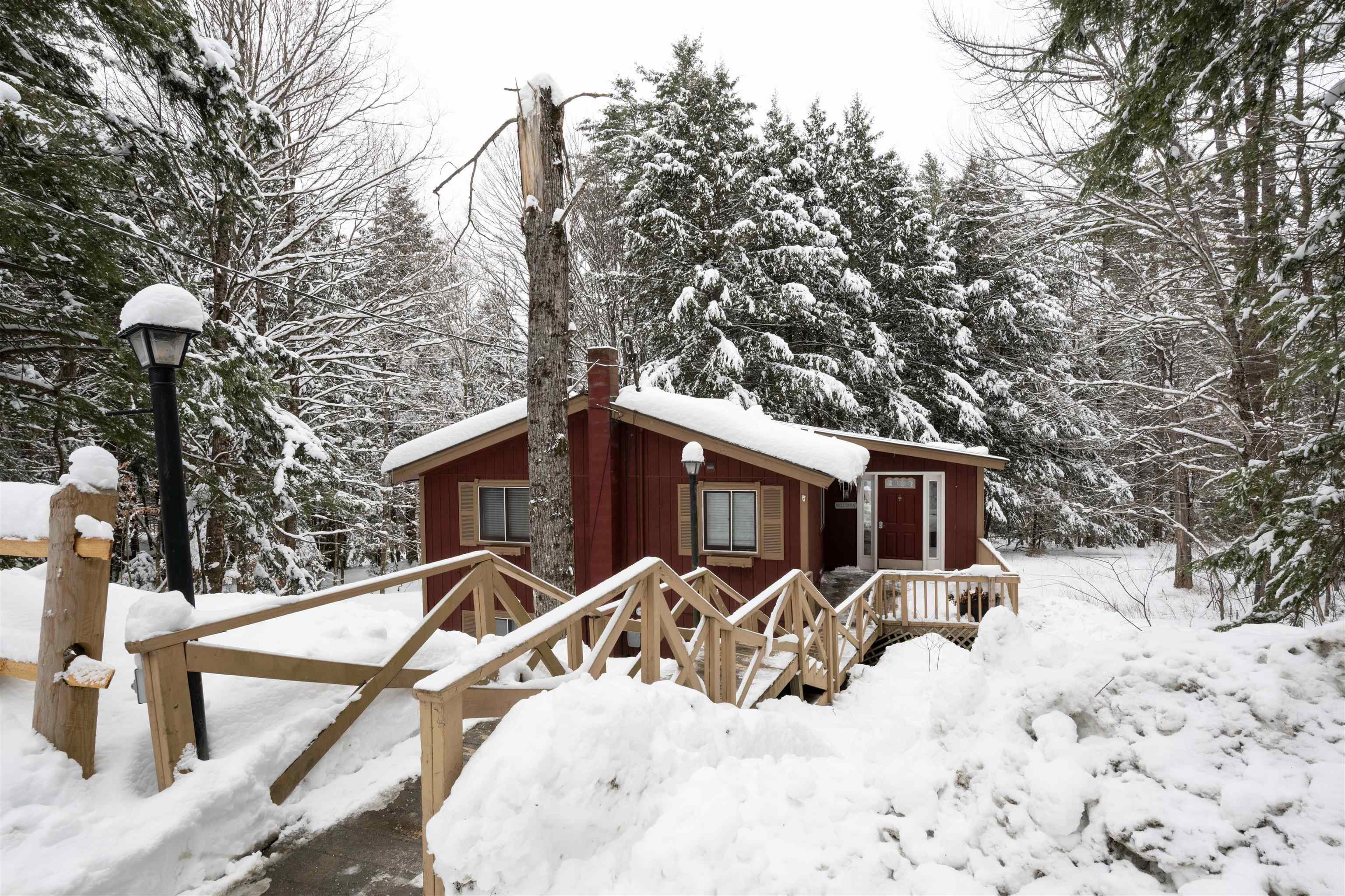 295 Taft Family Road Hartford, VT 05059 - Photo 1 of 23