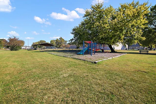 $99,000 | 547 West Bourbonnais Street, Kankakee, IL 60901