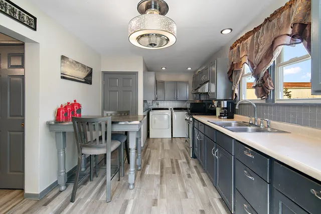 $99,000 | 547 West Bourbonnais Street, Kankakee, IL 60901