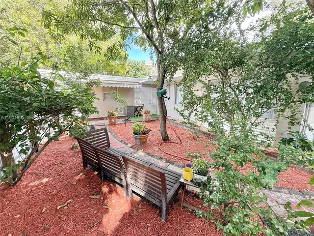 $577,000 | 917 North 26th Avenue, Hollywood, FL 33020