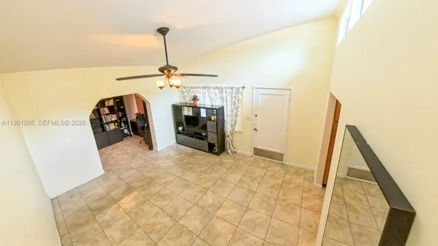 $577,000 | 917 North 26th Avenue, Hollywood, FL 33020