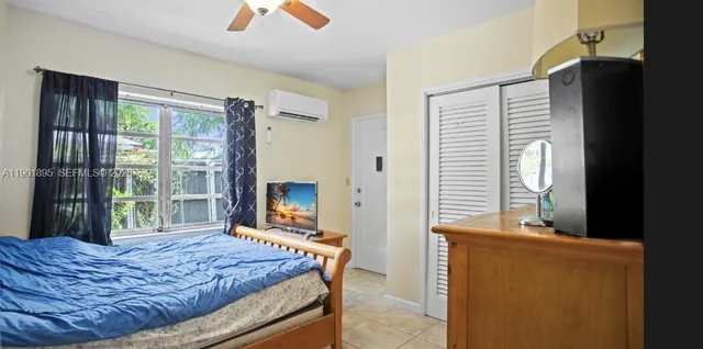 $577,000 | 917 North 26th Avenue, Hollywood, FL 33020