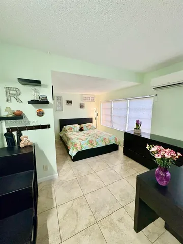 $577,000 | 917 North 26th Avenue, Hollywood, FL 33020