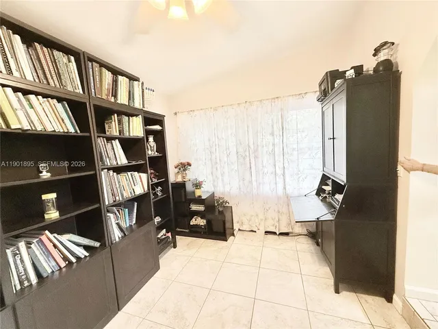 $577,000 | 917 North 26th Avenue, Hollywood, FL 33020