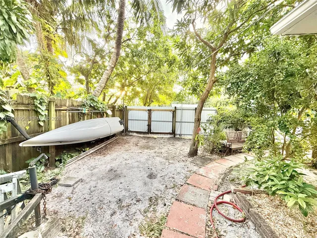 $577,000 | 917 North 26th Avenue, Hollywood, FL 33020