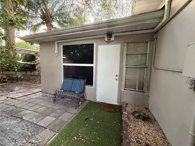 $577,000 | 917 North 26th Avenue, Hollywood, FL 33020