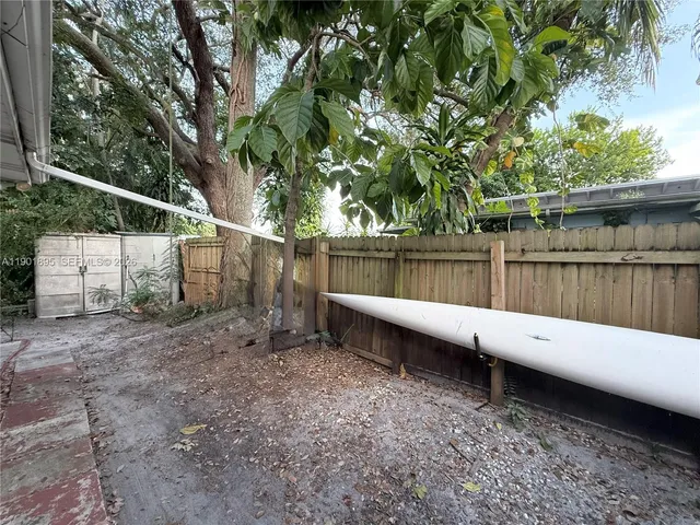 $577,000 | 917 North 26th Avenue, Hollywood, FL 33020