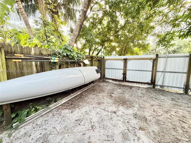 $577,000 | 917 North 26th Avenue, Hollywood, FL 33020