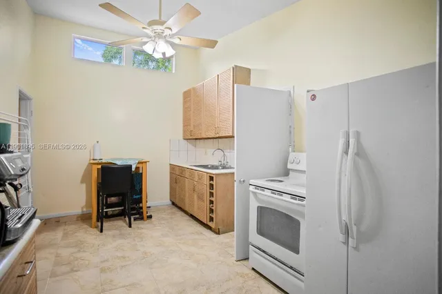 $577,000 | 917 North 26th Avenue, Hollywood, FL 33020