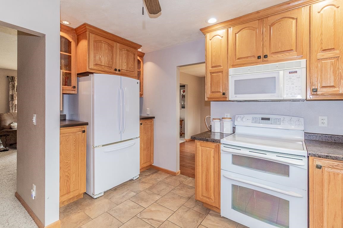 N3219 County Rd D New London, WI 54961 - Photo 11 of 65