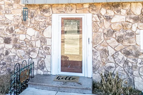 $399,900 | N3219 County Rd D, New London, WI 54961