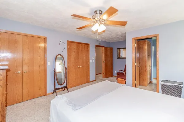 $399,900 | N3219 County Rd D, New London, WI 54961