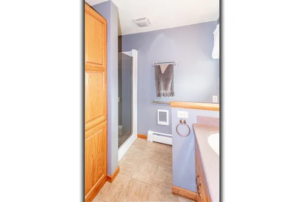 $399,900 | N3219 County Rd D, New London, WI 54961