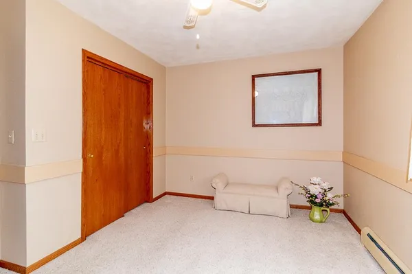 $399,900 | N3219 County Rd D, New London, WI 54961