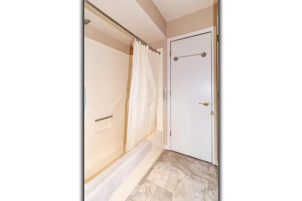 $399,900 | N3219 County Rd D, New London, WI 54961