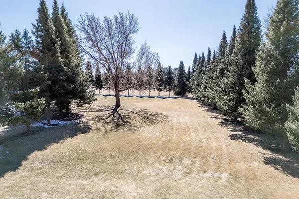 $399,900 | N3219 County Rd D, New London, WI 54961