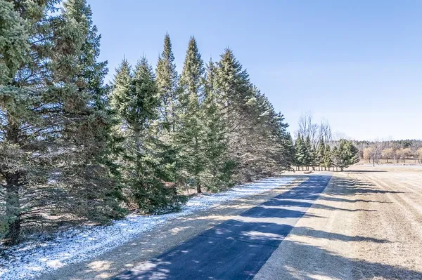 $399,900 | N3219 County Rd D, New London, WI 54961