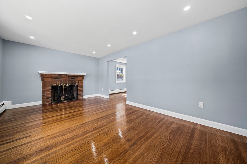 28 Hartlawn Road Boston, MA 02132 - Photo 8 of 31 Gallery Image 8