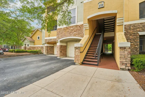 $175,000 | 8539 Gate Parkway West, Unit 412, Jacksonville, FL 32216