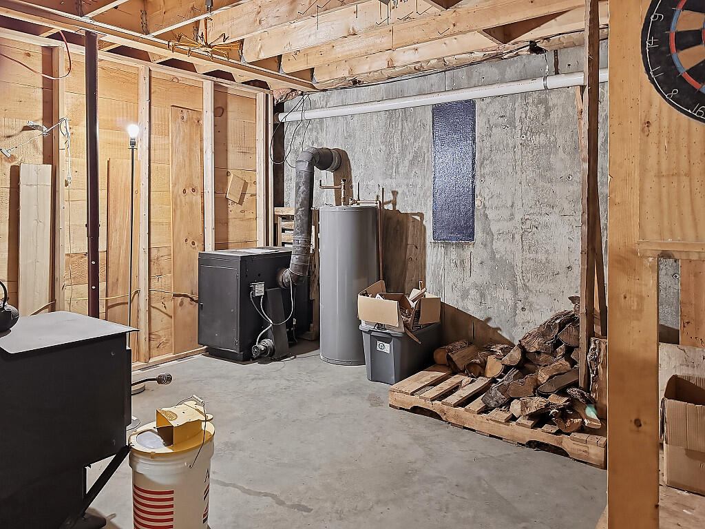 180 Perkins Road Burnham, ME 04922 - Photo 24 of 29 Pellet stove